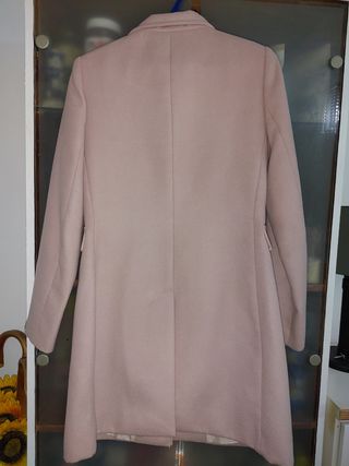 Abrigo rosa elegante