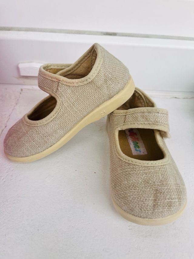Zapatitos de tela para bebé