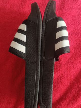 Chanclas Adidas Piscina Talla 42