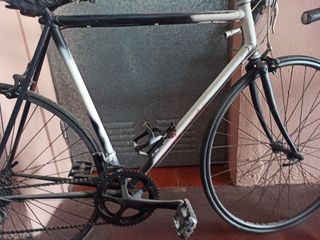 Bicicleta de carretera, para reparar
