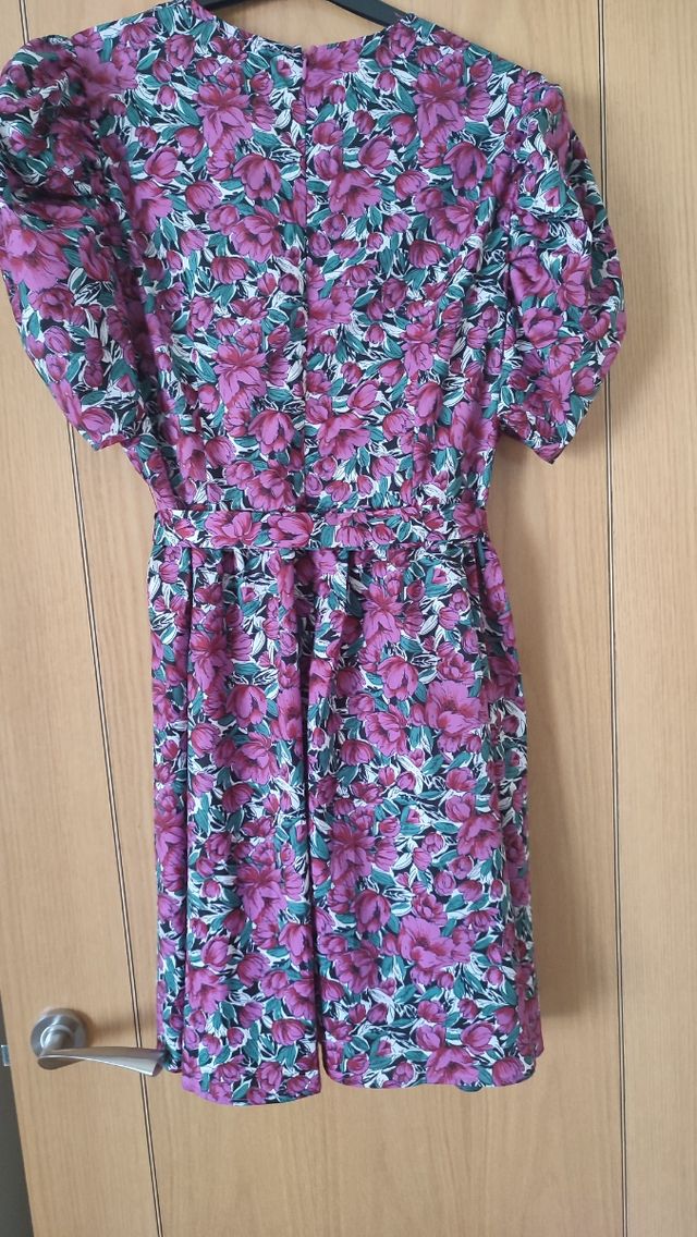 Vestido morado con flores SHEIN