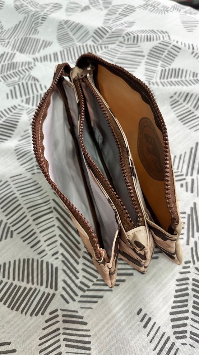 Estuche Jurassic World Camuflaje