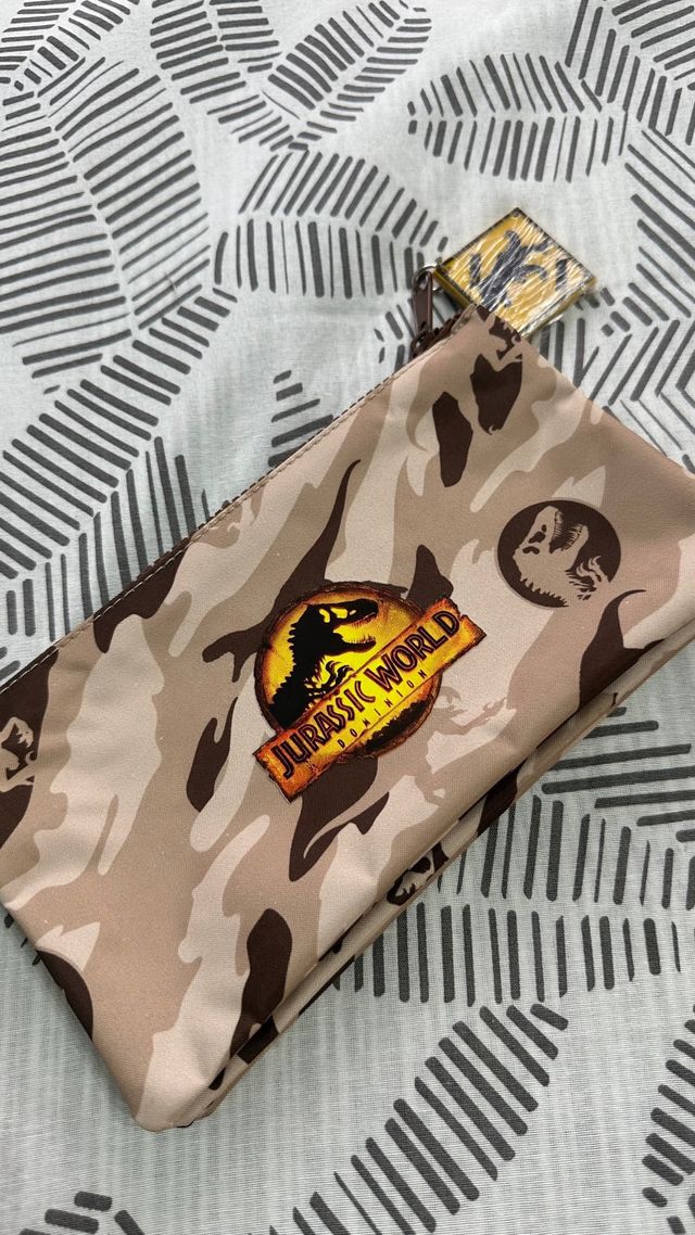 Estuche Jurassic World Camuflaje