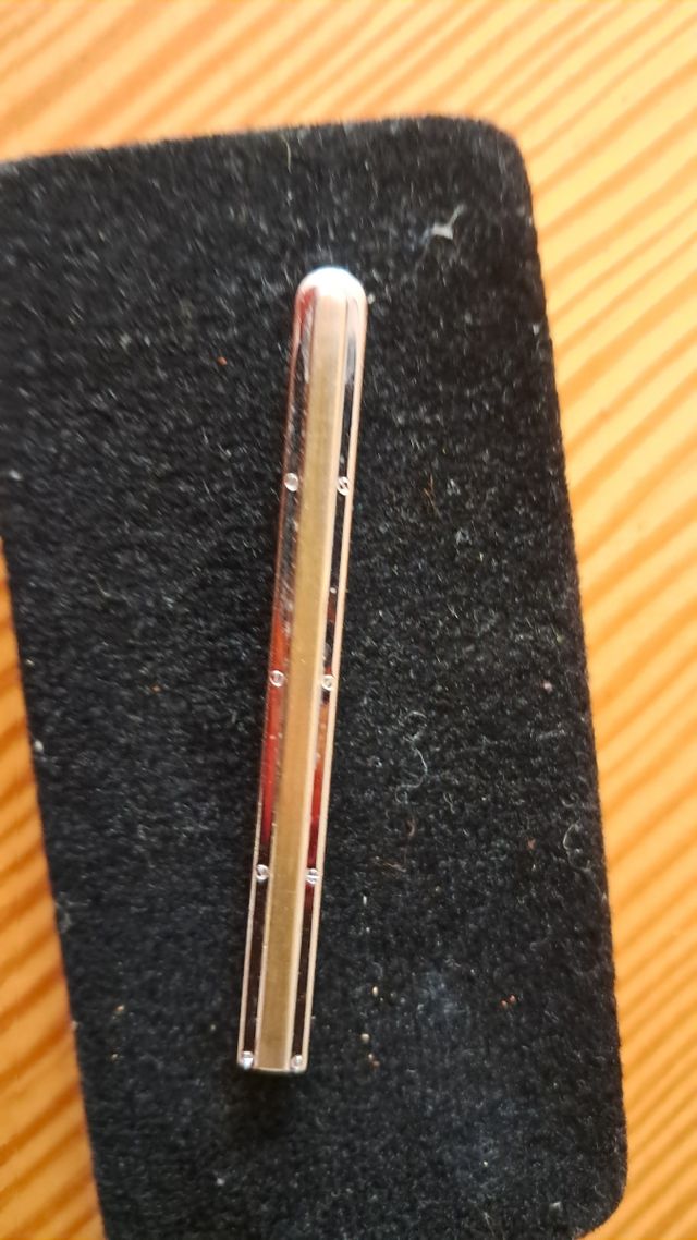 2 Pasacorbatas dorado y plateado