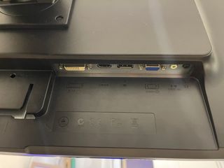 Monitor BenQ LCD 60cm