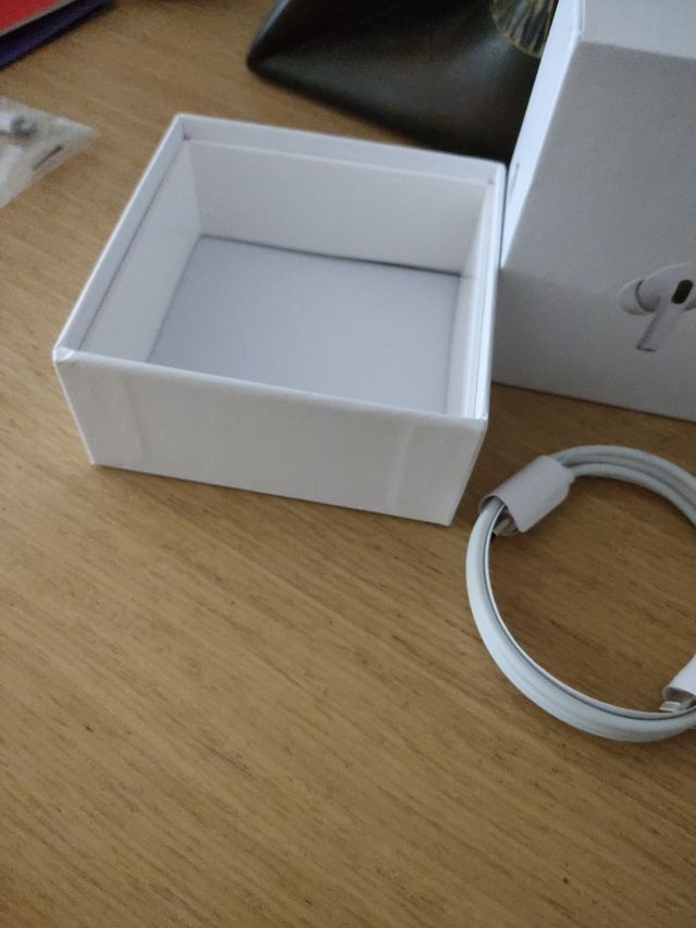 Cable USB-C para AirPods Pro