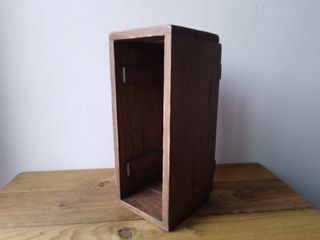 Jardinera de Madera Reciclada