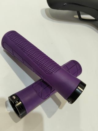 Puños Bicicleta Morados Nuevos
