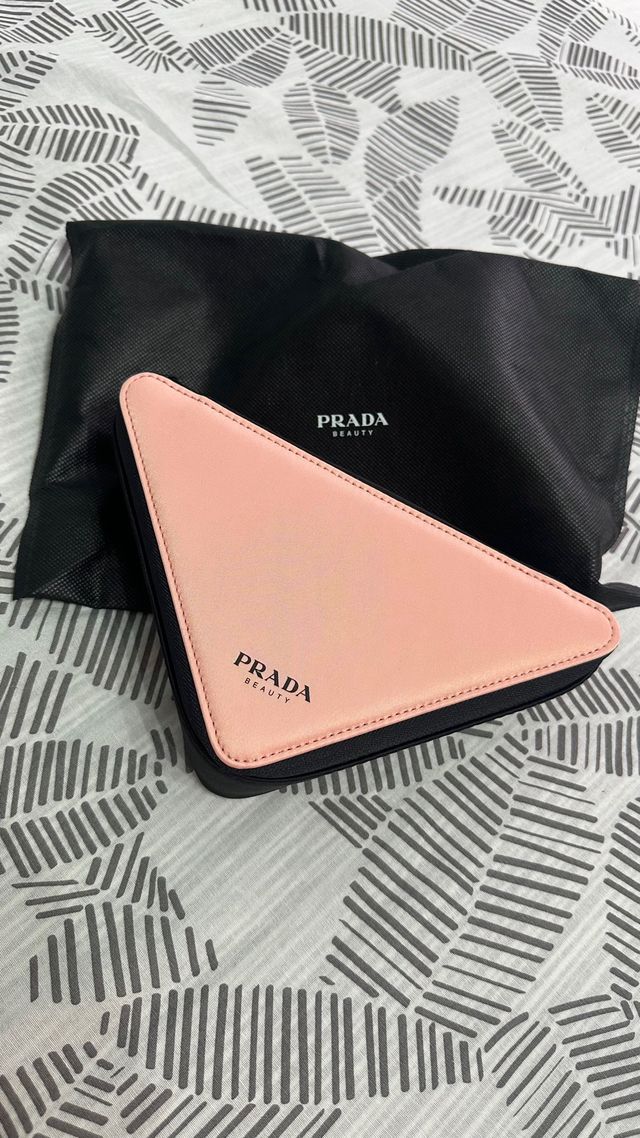 Neceser Prada Rosa y Negro