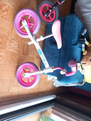 Bicicleta de equilibrio infantil