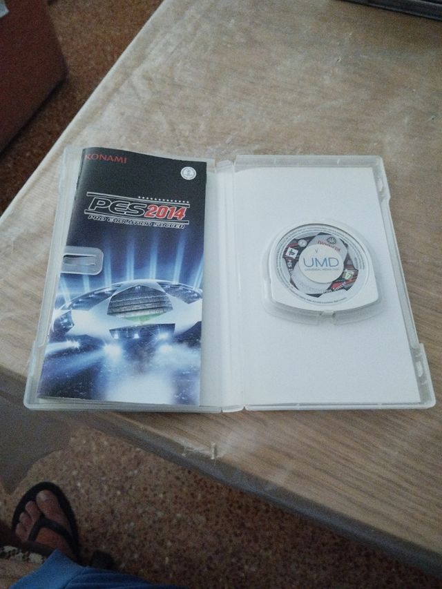 Pes 2014 PSP Konami