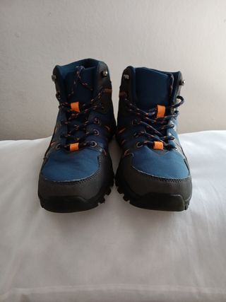 Botas de montaña niño talla 37