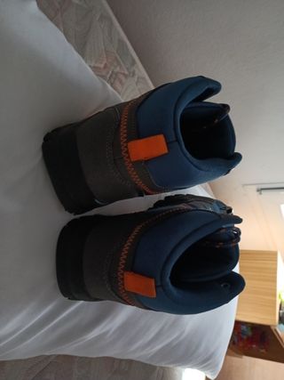 Botas de montaña niño talla 37