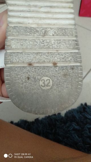 Sandali bianchi bambina