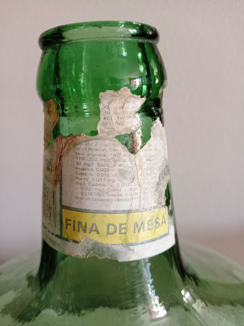 Garrafa 10 litros Agua Solan de Cabras Cuenca de segunda mano por 24 EUR en  Barranco Parra en WALLAPOP