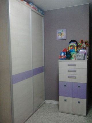 Litera abatible juvenil color haya y morado