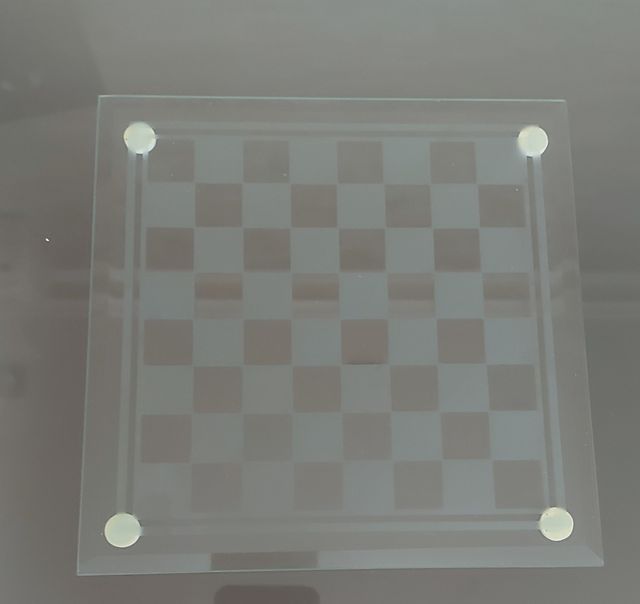 Ajedrez de Cristal Transparente