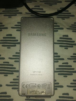 Samsung YP-T10 MP3 Player