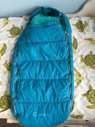 Saco de invierno Quinny azul