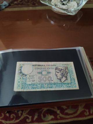 Lote de 9 billetes estrangeros 
