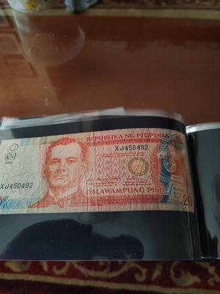 Lote de 9 billetes estrangeros 