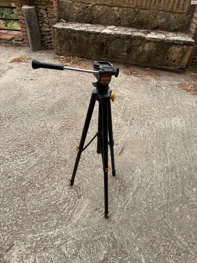 Trípode Unomat Video Studio