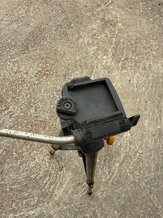 Trípode Unomat Video Studio