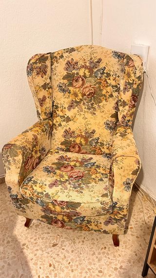 Sillón vintage floral.
