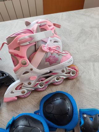 Patines de niña rosas y blancos