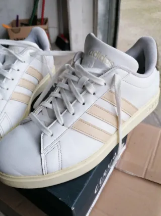ADIDAS GRAND COURT 2.0 colore bianco/beige taglia 