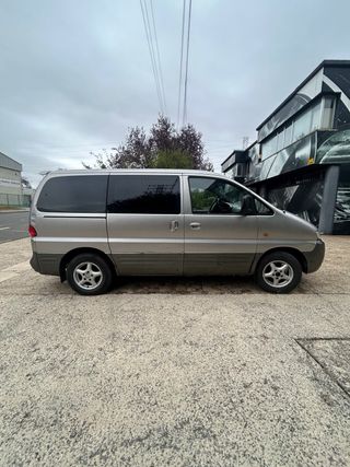 Hyundai H-1 2003