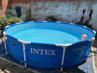 Piscina Intex Metal Frame 3.7m x 0.76m