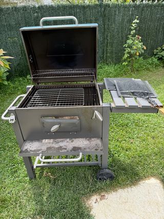 Barbecue a carbonella grigio XL