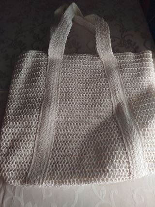 Bolso de hombro de rafia blanco
