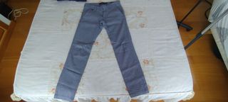 Pantalones Guess grises talla S