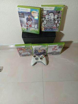 Xbox 360 con 5 juegos
