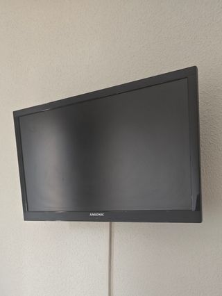 TV Ansonic 22" negra. NO FUNCIONA!