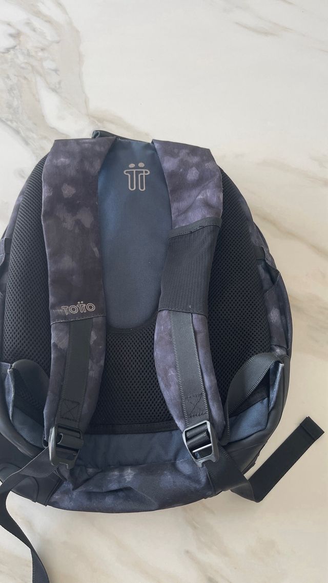 Mochila escolar Totto