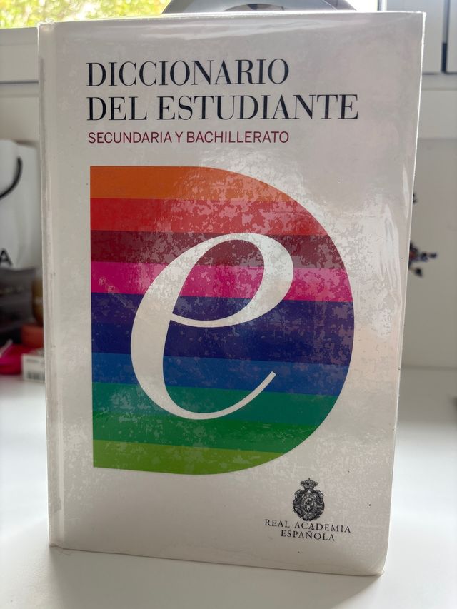 Diccionario del estudiante. Secundaria y Bachil...