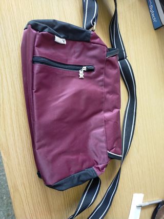 Bolso Morado y Negro