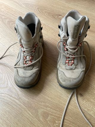 Botas de montaña Quechua Talla 38