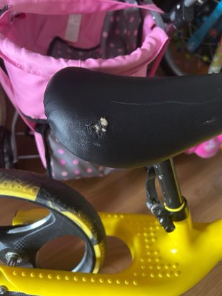 Bicicleta sin pedales Womy amarilla