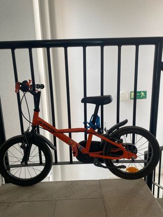 Bicicleta infantil Btwin naranja
