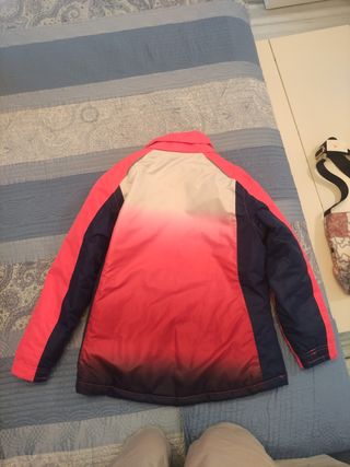 Chaqueta de esquí para niño. 134-140 cm de alto 