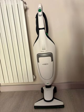 Folletto VK220 con accessori