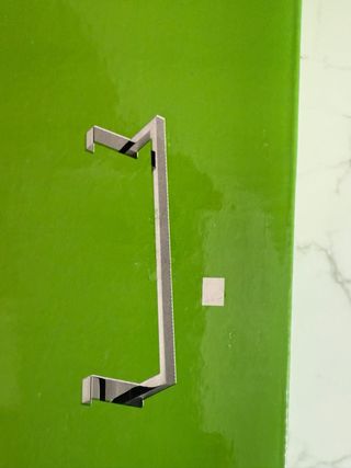 Toallero recto mueble baño 38 cm