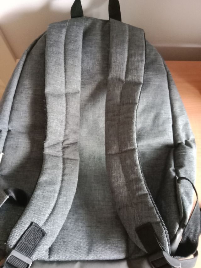 Mochila escolar Protekt con lentejuelas