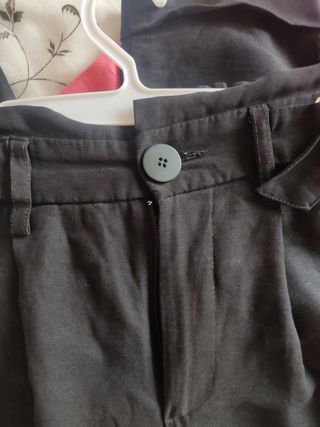 Pantalón negro Bershka