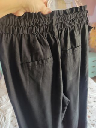 Pantalón negro Bershka