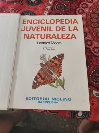 Vendo enciclopedia juvenil de la naturaleza.